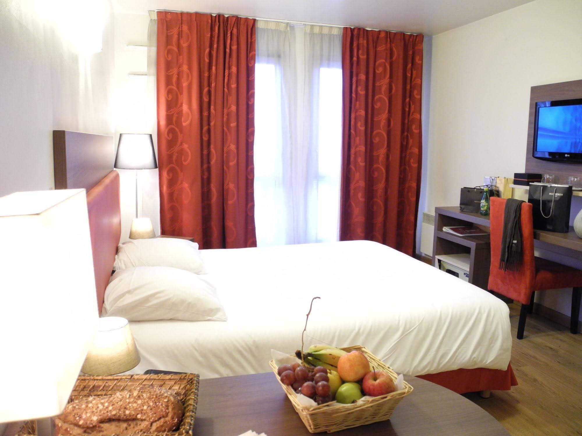 Villa Val Senart 1Ere Avenue Quincy-sous-Sénart Εξωτερικό φωτογραφία