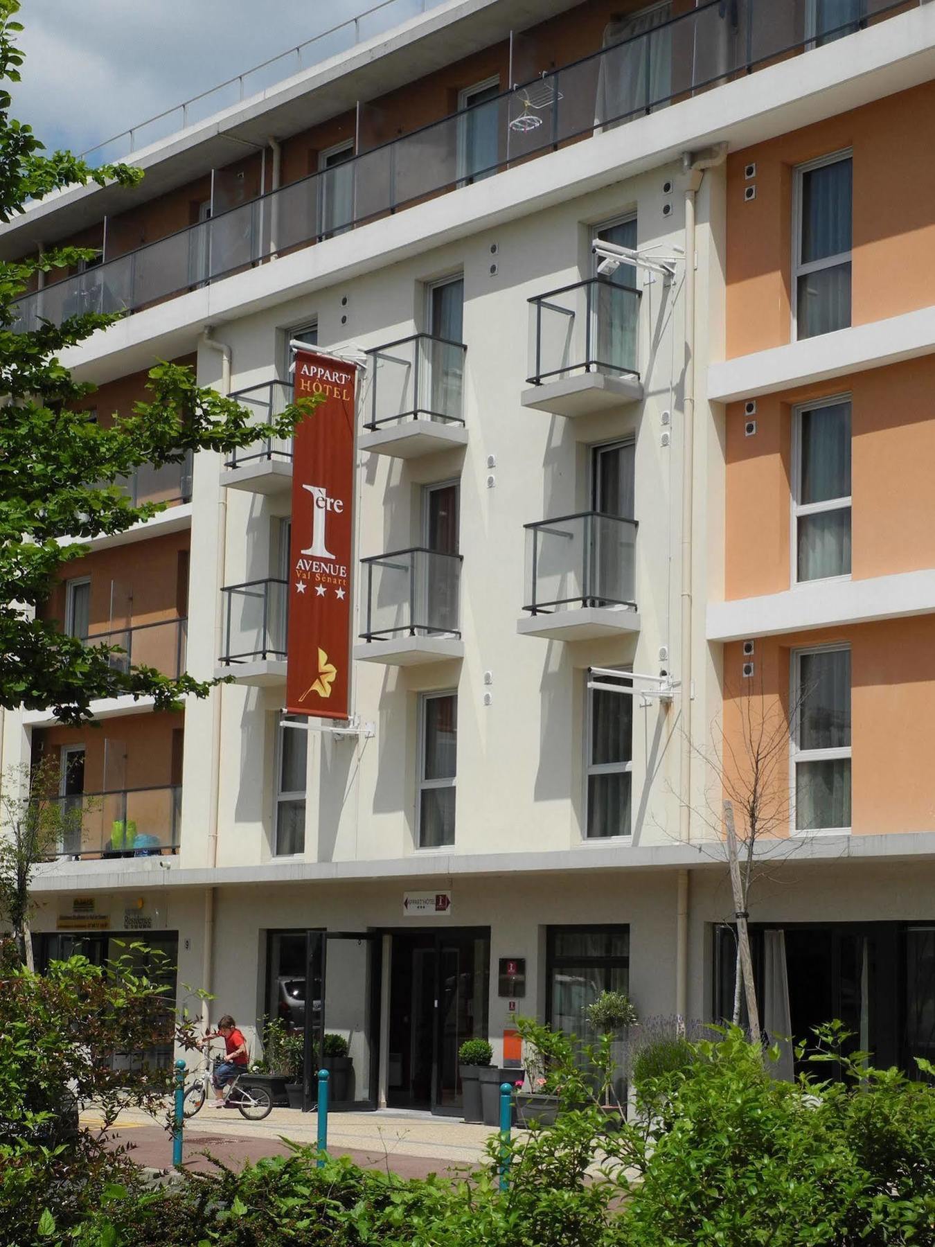 Villa Val Senart 1Ere Avenue Quincy-sous-Sénart Εξωτερικό φωτογραφία